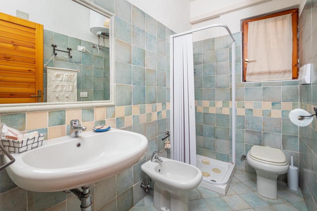 Holiday House Li Piri San Teodoro  Kültér fotó