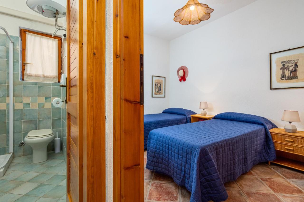 Holiday House Li Piri San Teodoro  Kültér fotó