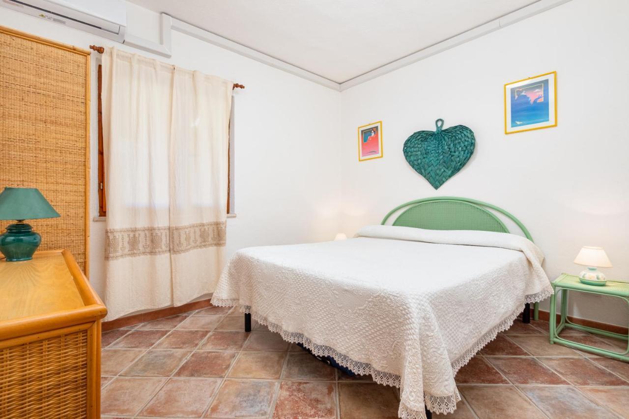 Holiday House Li Piri San Teodoro  Kültér fotó